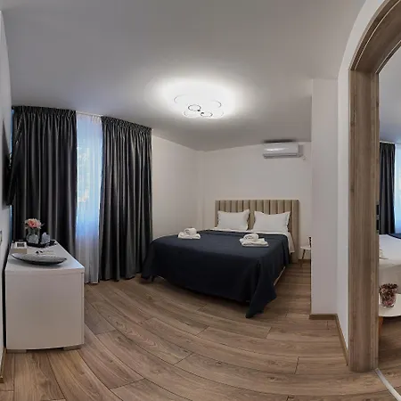 Hotel Emma 4*
