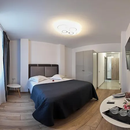 Hotel Emma 4*