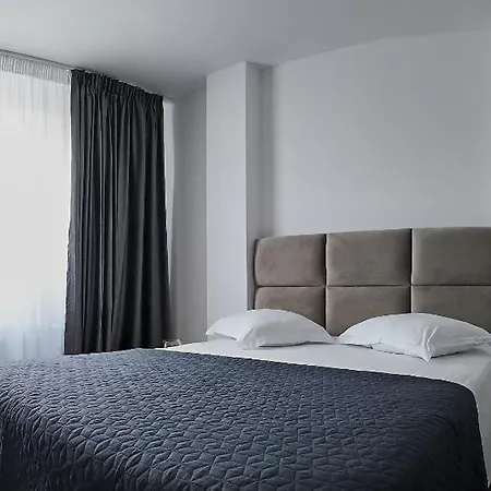 Emma 4* Bucharest